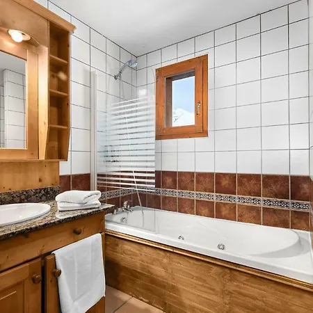 Hotel Les Balcons Village La Plagne