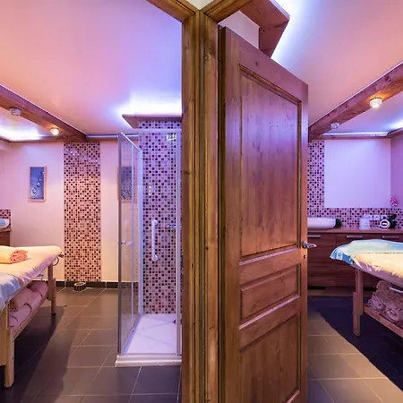 Les Balcons Village 3*