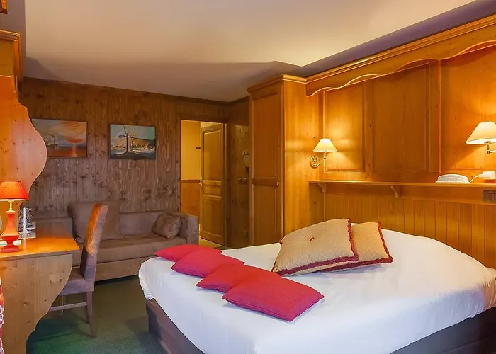 Les Balcons Village 3*