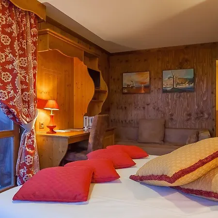 オテル レ バルコンス ヴィラージュ