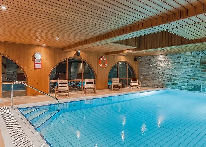 Les Balcons Village 3*